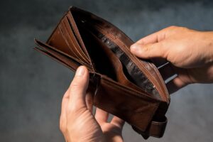 30代の過払い金請求にかかる費用はどれくらい？